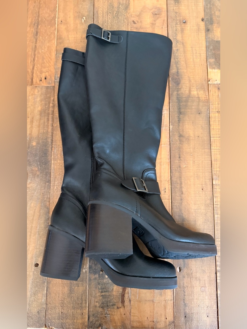 Korks Karalyn Boots Knee High Black Vegan Faux Leather Women’s 6.5 NEW